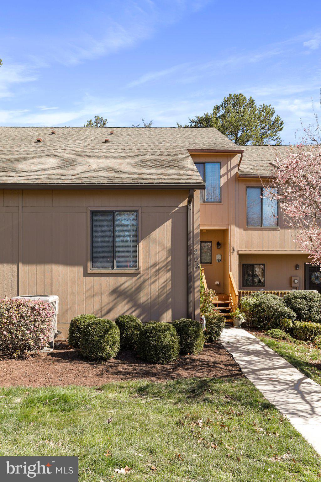 THE WOODS - Residential