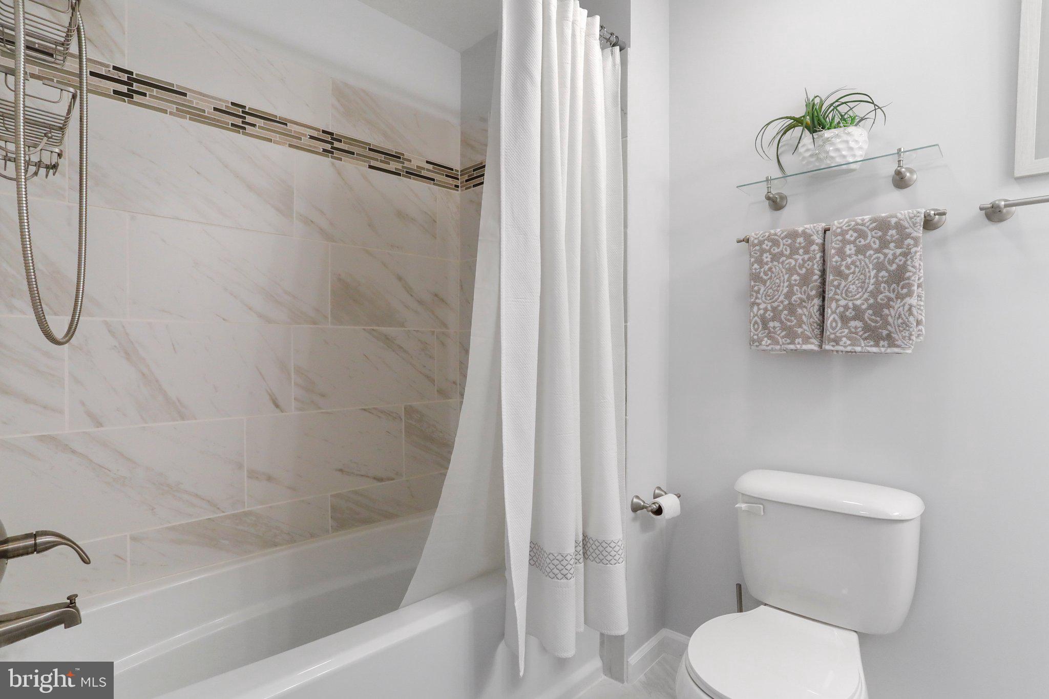 THE WOODS - Residential