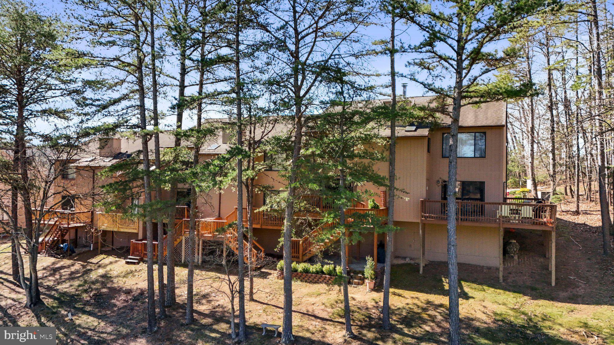 THE WOODS - Residential