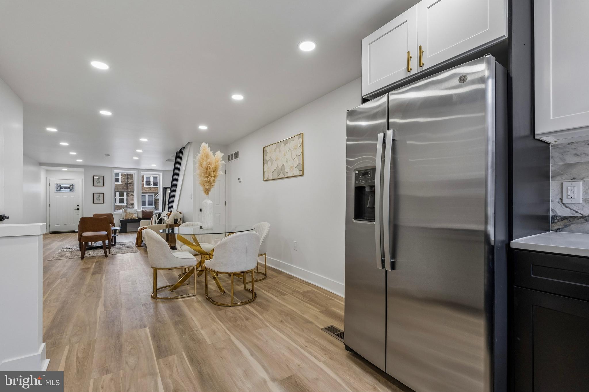 WEST OAK LANE - Residential