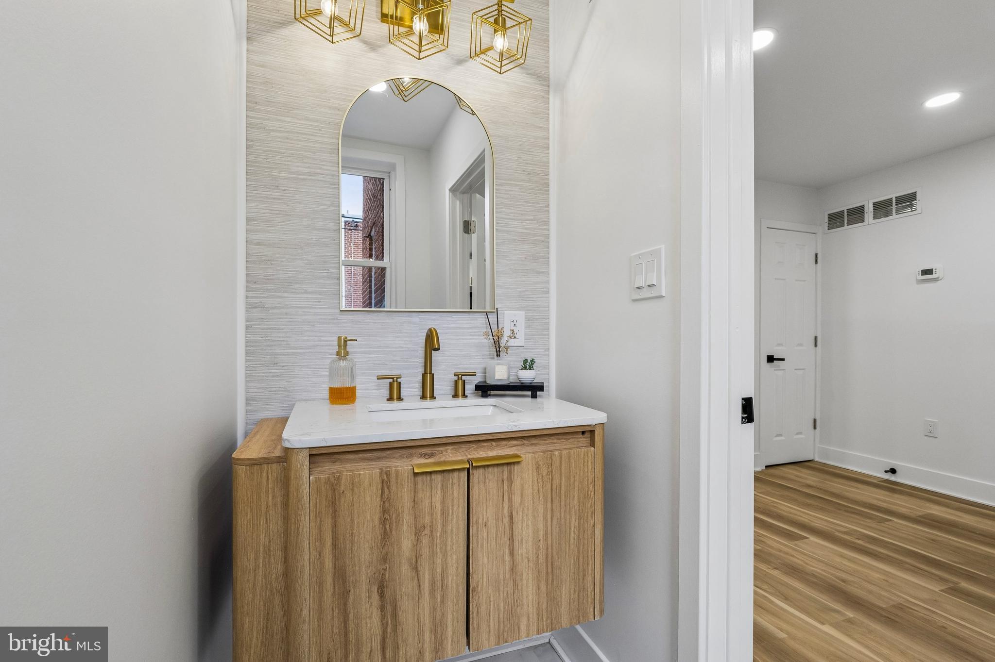 WEST OAK LANE - Residential