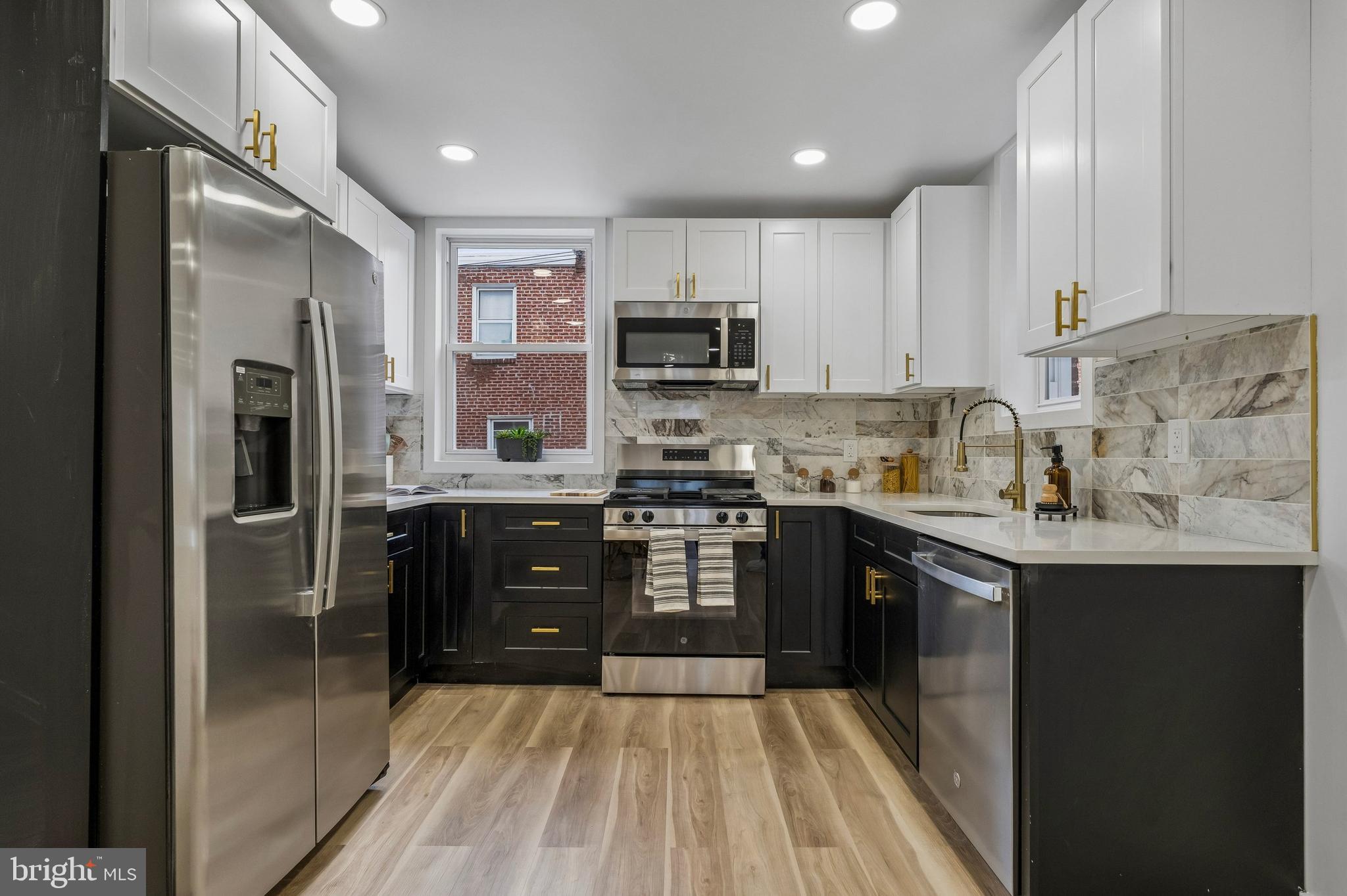 WEST OAK LANE - Residential