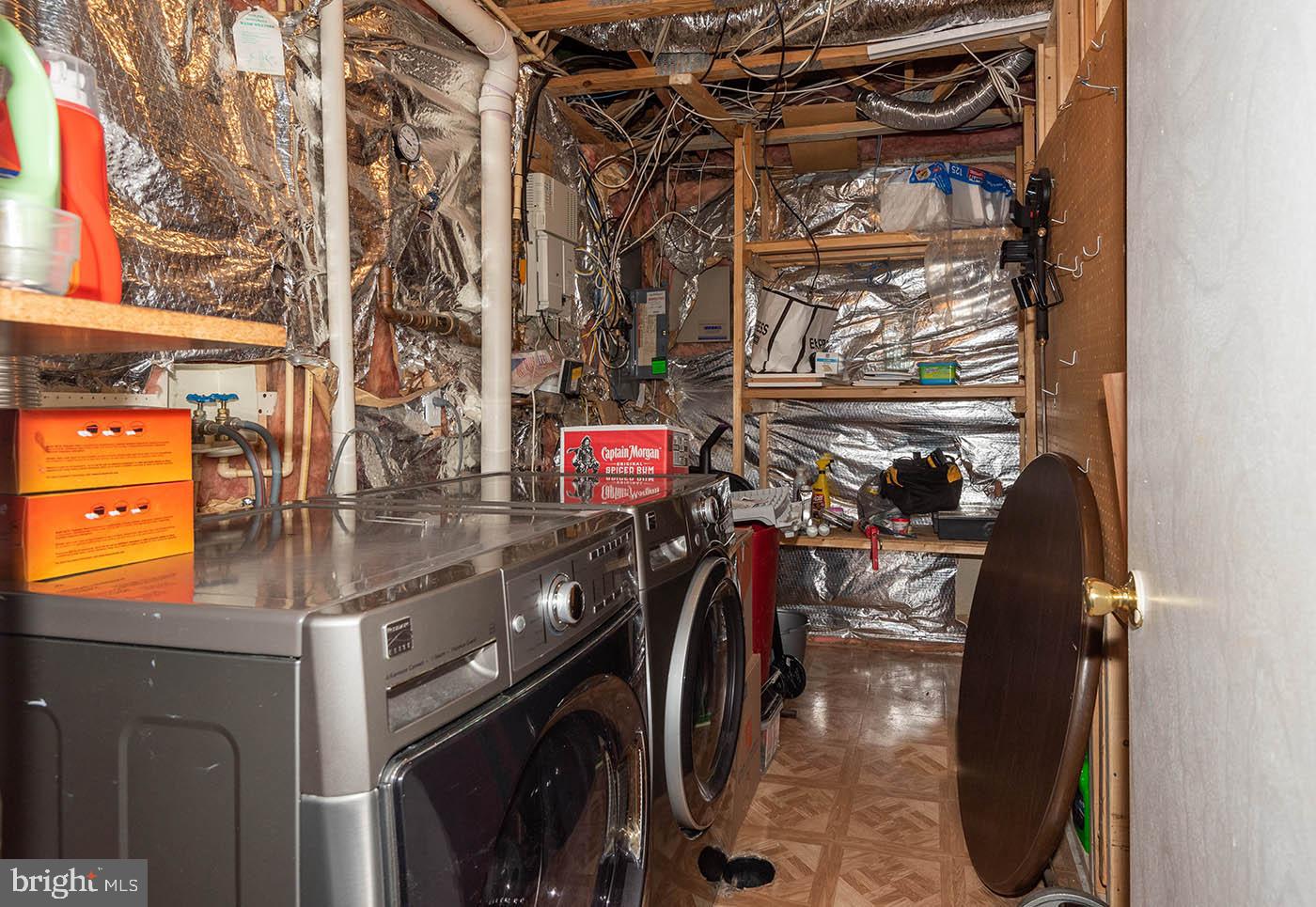 HOWARDS RIDGE - Residential