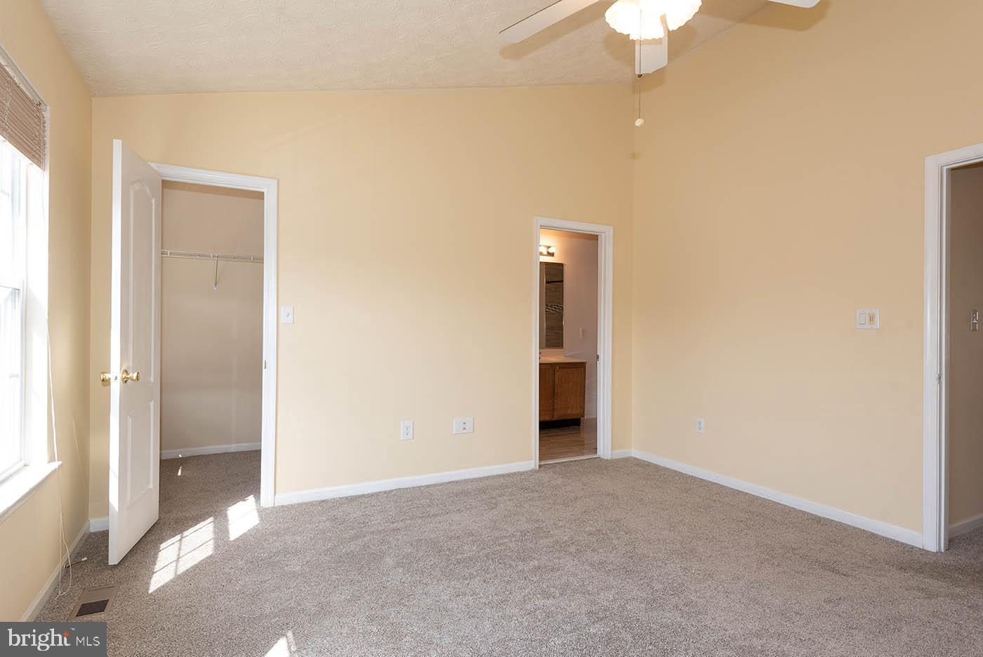 HOWARDS RIDGE - Residential