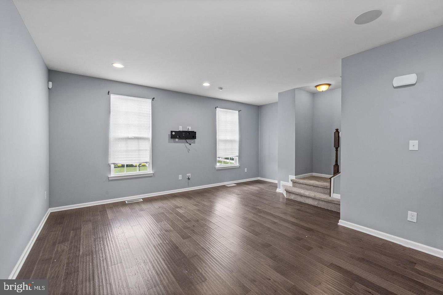 FOX RUN - Residential