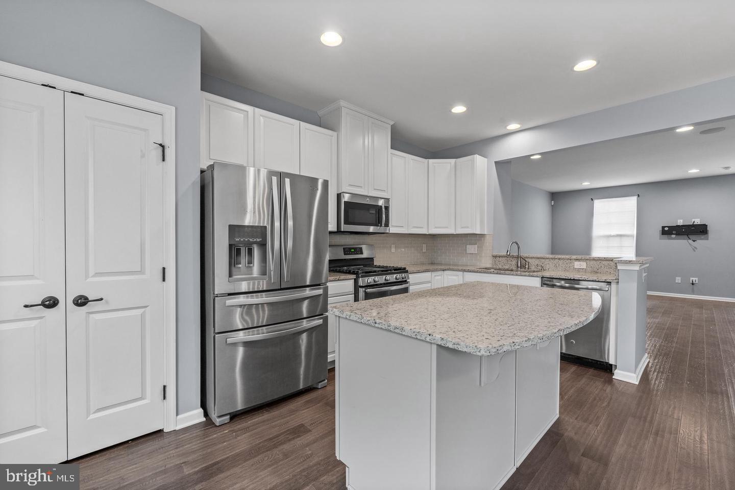 FOX RUN - Residential