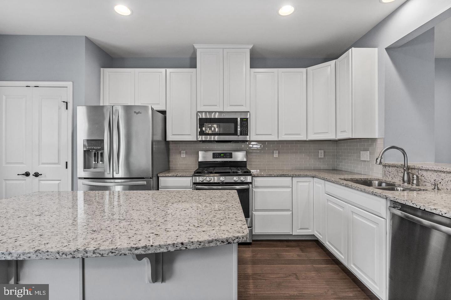 FOX RUN - Residential