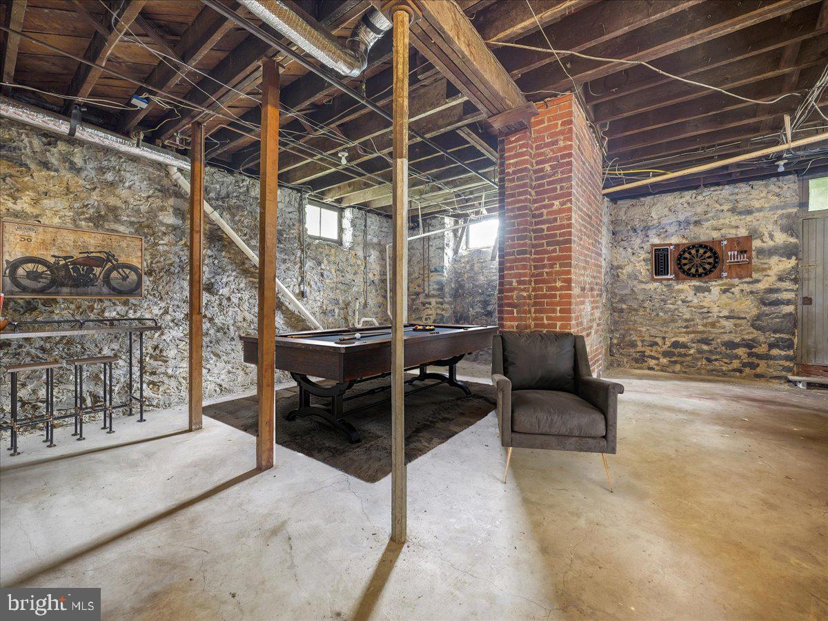 OAK HILL - Residential