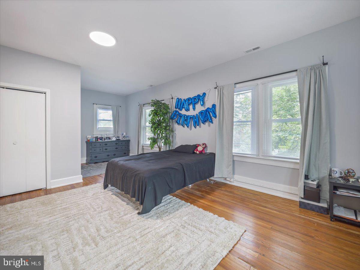 OAK HILL - Residential