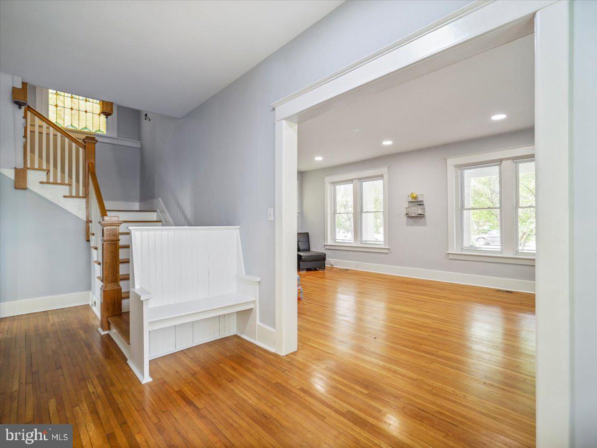 OAK HILL - Residential