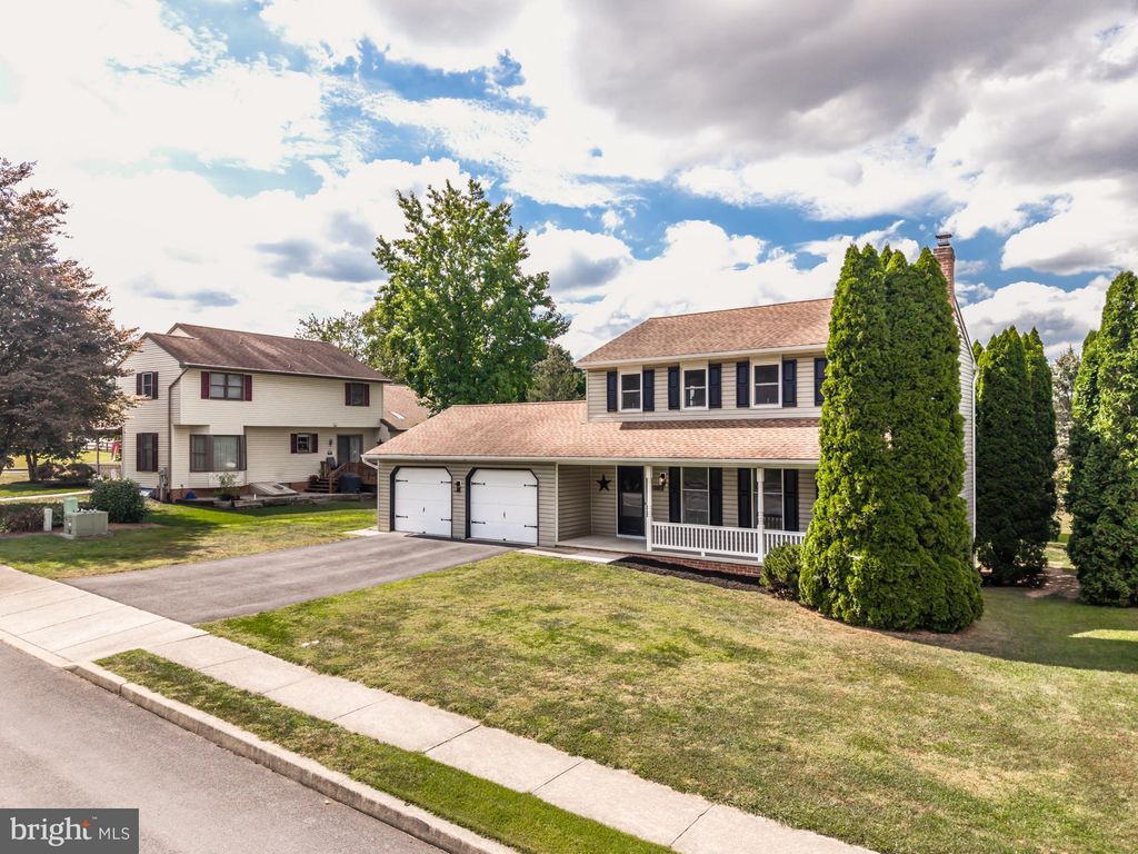 Photo of 103 Lynwood Street, TERRE HILL, PA 17581 (MLS # PALA2077546)