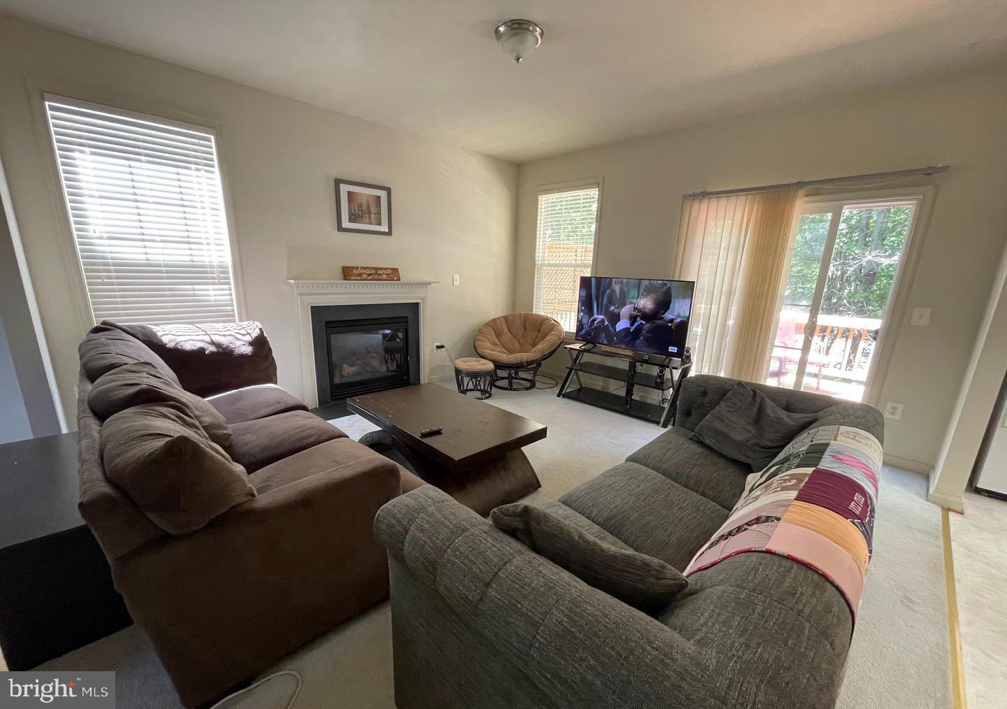 ROSEBERRY - Residential Lease