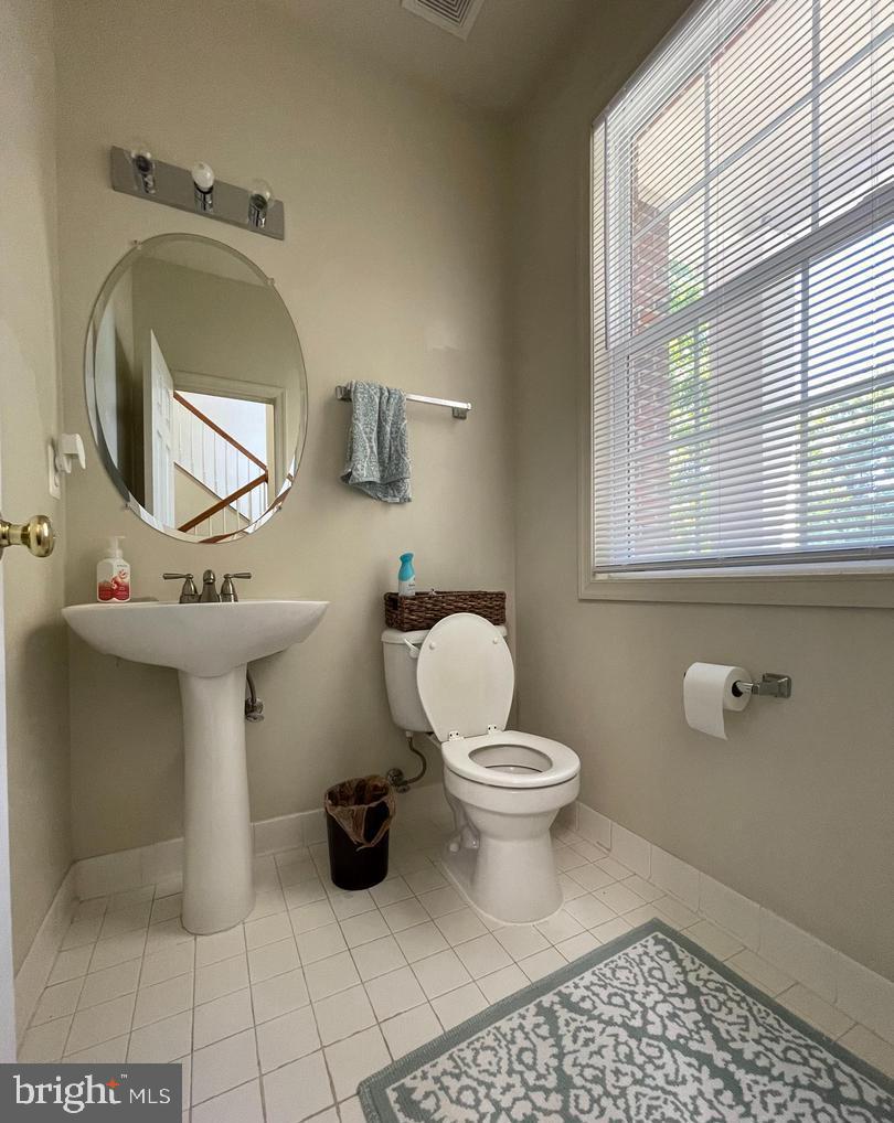 ROSEBERRY - Residential Lease