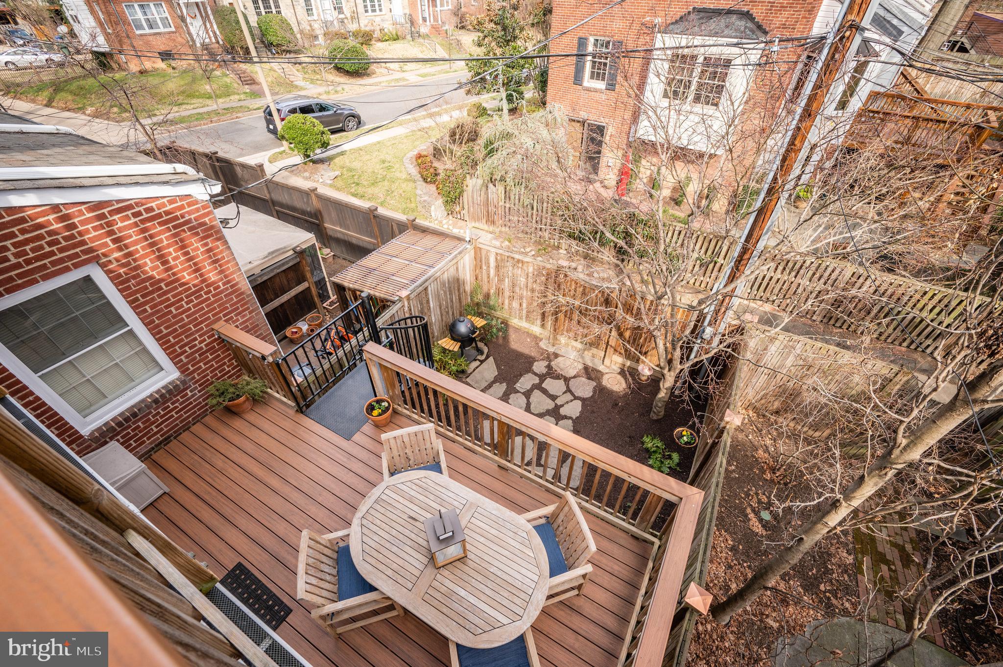 ROSEMONT - Residential