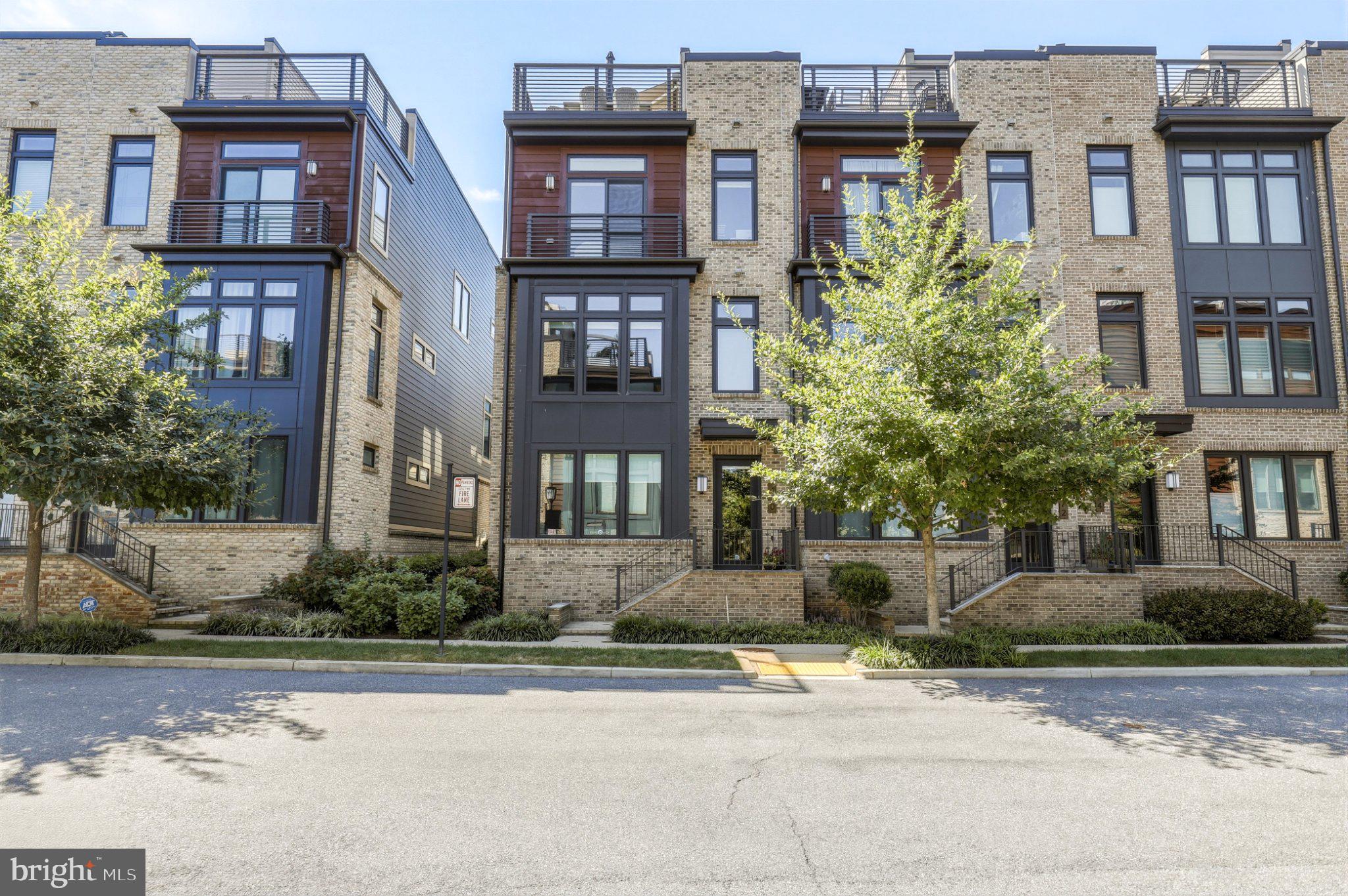 170 WINSOME CIRCLE