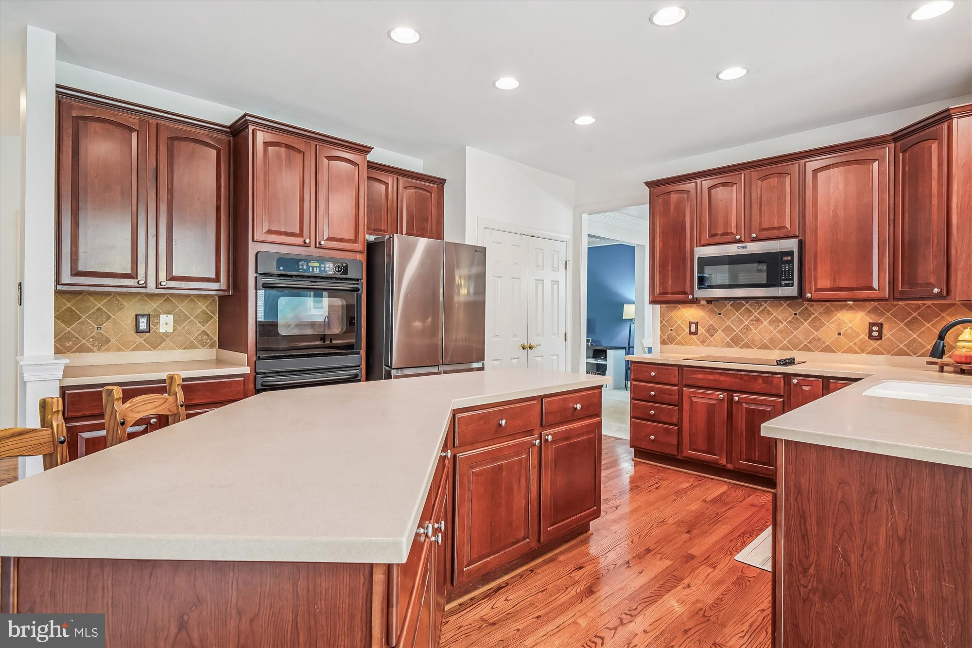 634 SPRING MEADOW DRIVE