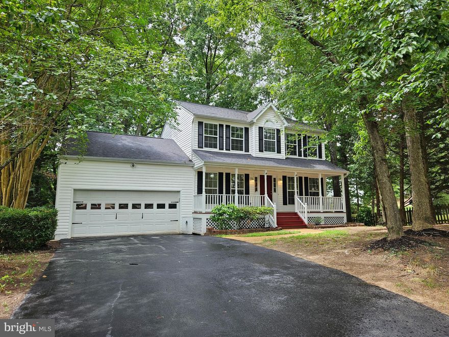 Gorgeous Lee's Hill colonial on quiet cul-de-sac. Sit on front porch to enjoy the lush front yard & landscaping. Step inside to discover 2 story foyer, & French doors leading into living room, separate dining room. Completely renovated upgraded kitchen - all new stainless steel appliances, new cabinets, granite countertop followed by breakfast area and huge family room.  Other upgrades includes  - remote control fans with led lights, all bathrooms upgraded with new tiles, lights and vanities, all floor luxury vinyl planks or new carpet, more than 3 dozen recessed light and freshly painted. Master bedroom has separate shower and soaking tub. Deck & slate patio overlook woods.