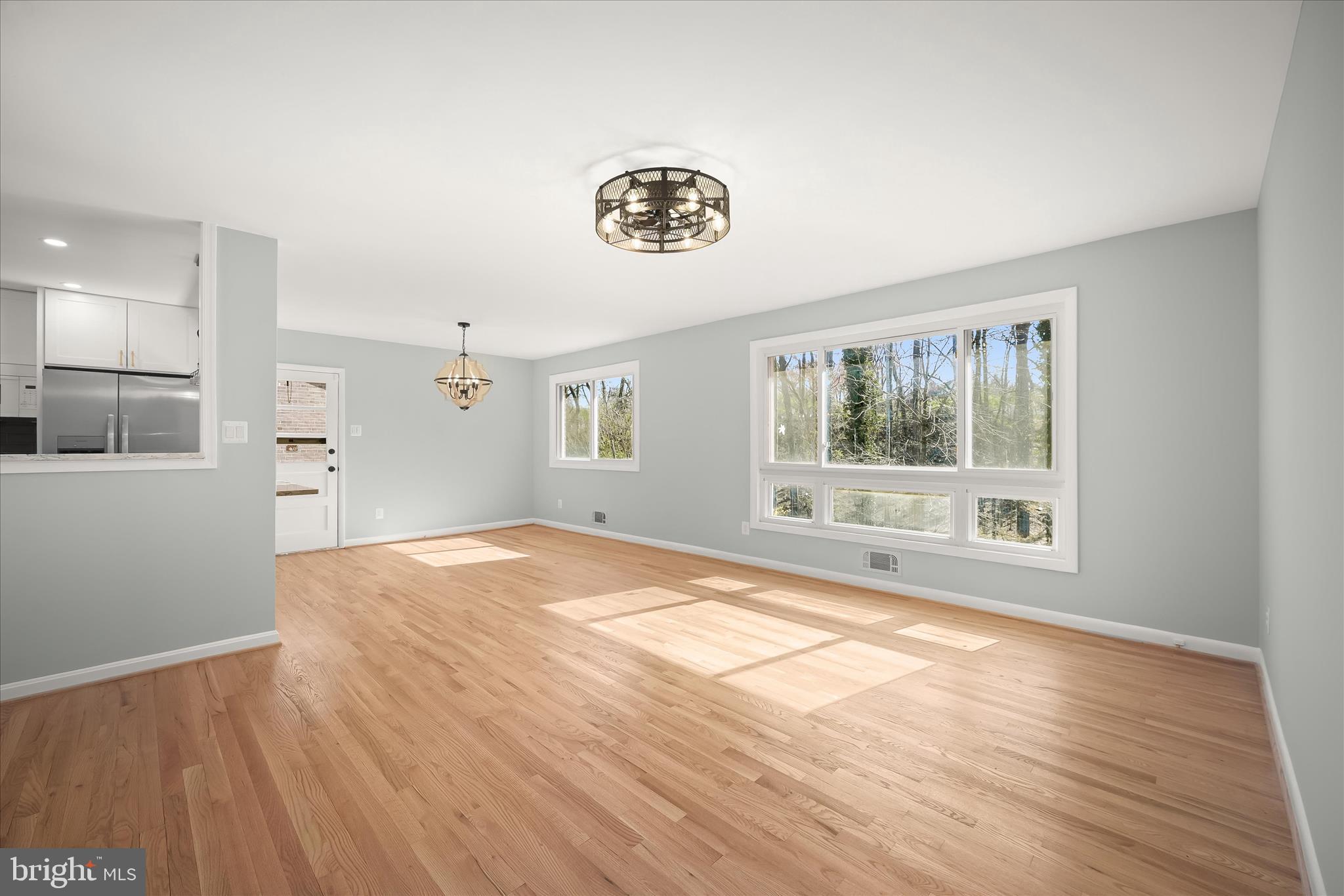 OAKVIEW - Residential