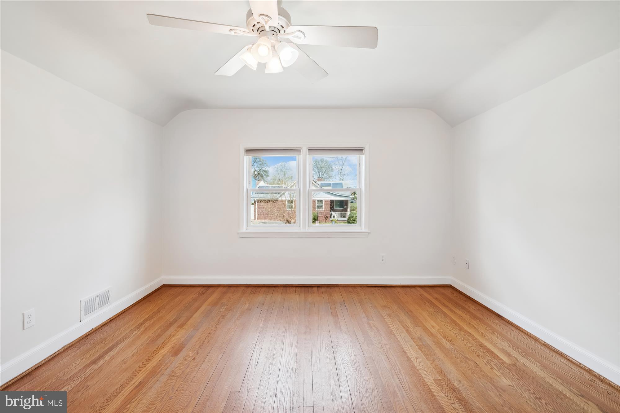 ROLLING TERRACE - Residential