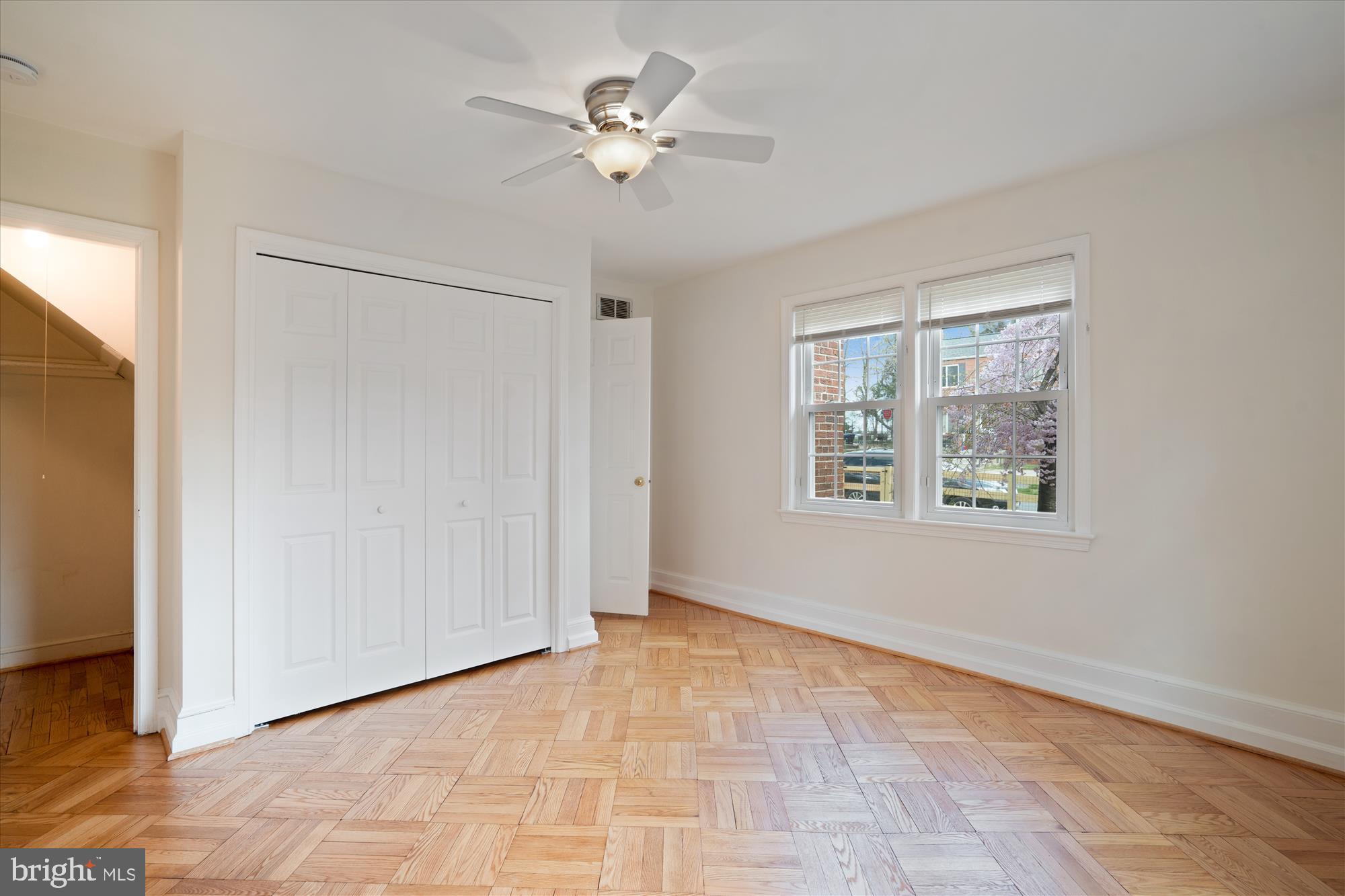 ROLLING TERRACE - Residential