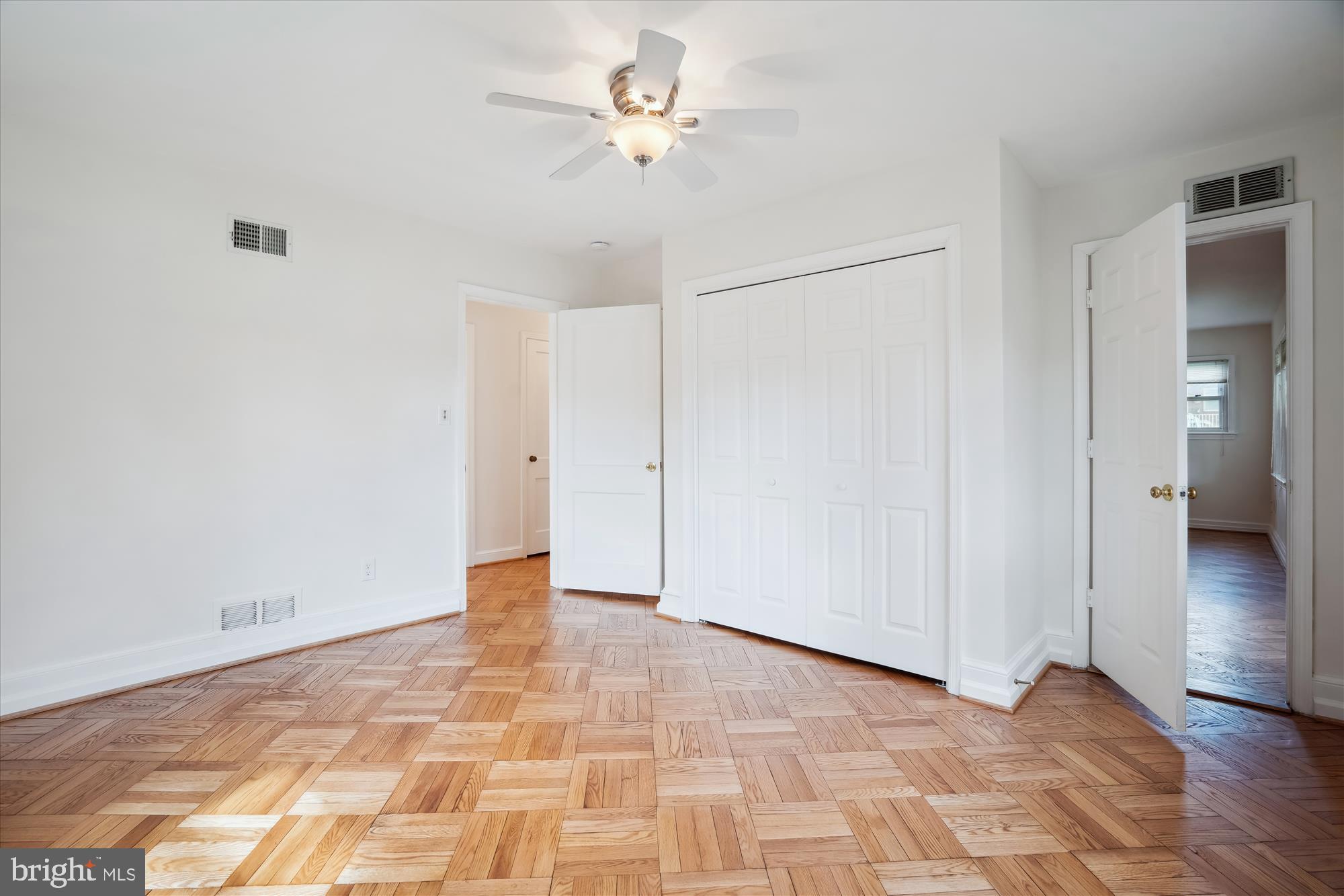 ROLLING TERRACE - Residential