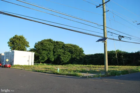 MLS: NJCD2106092