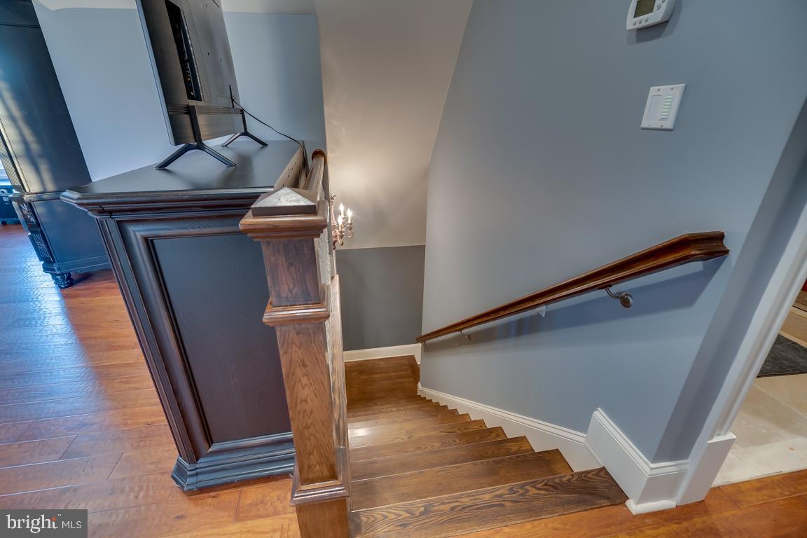 CREIGHTON FARMS - Residential