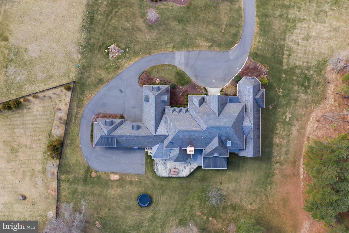 CREIGHTON FARMS - Residential