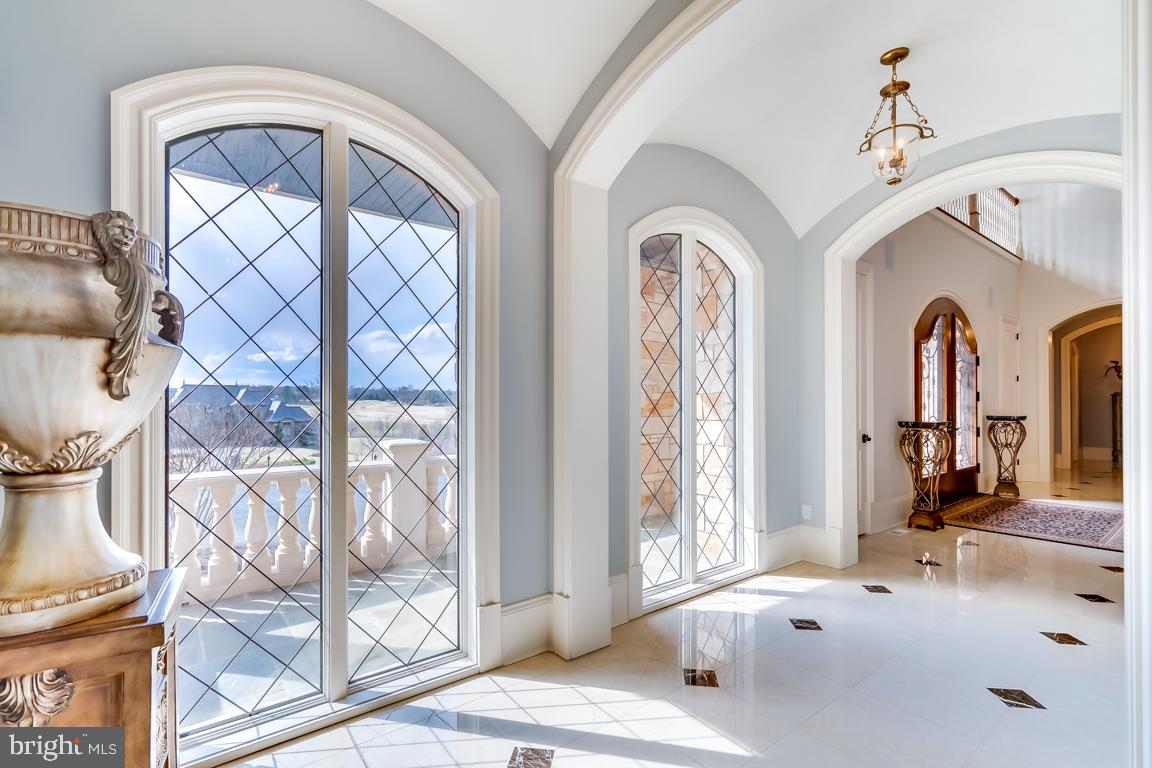 CREIGHTON FARMS - Residential