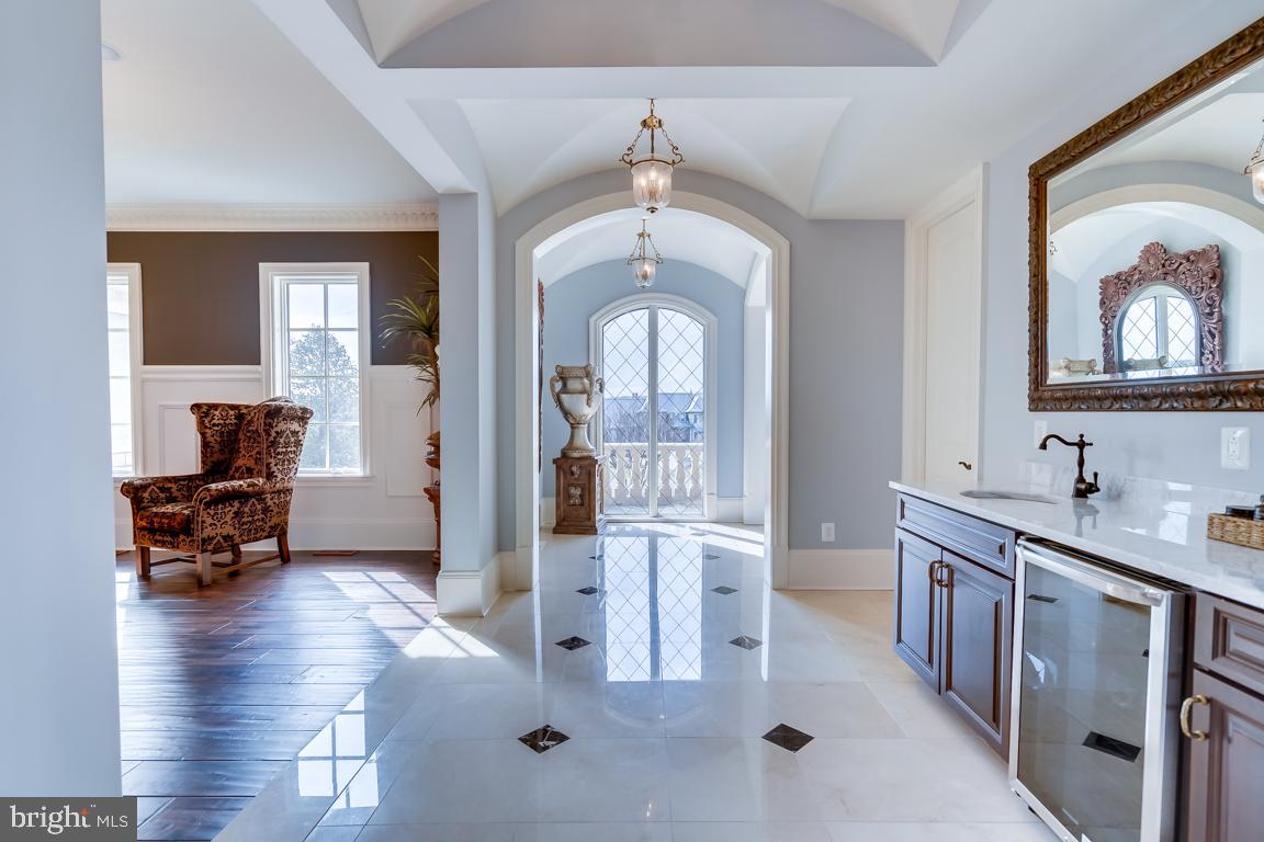 CREIGHTON FARMS - Residential