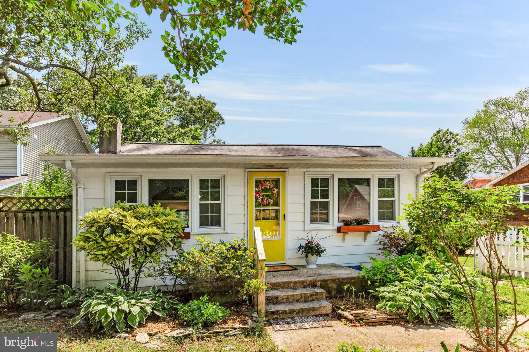 735 SHORE DRIVE