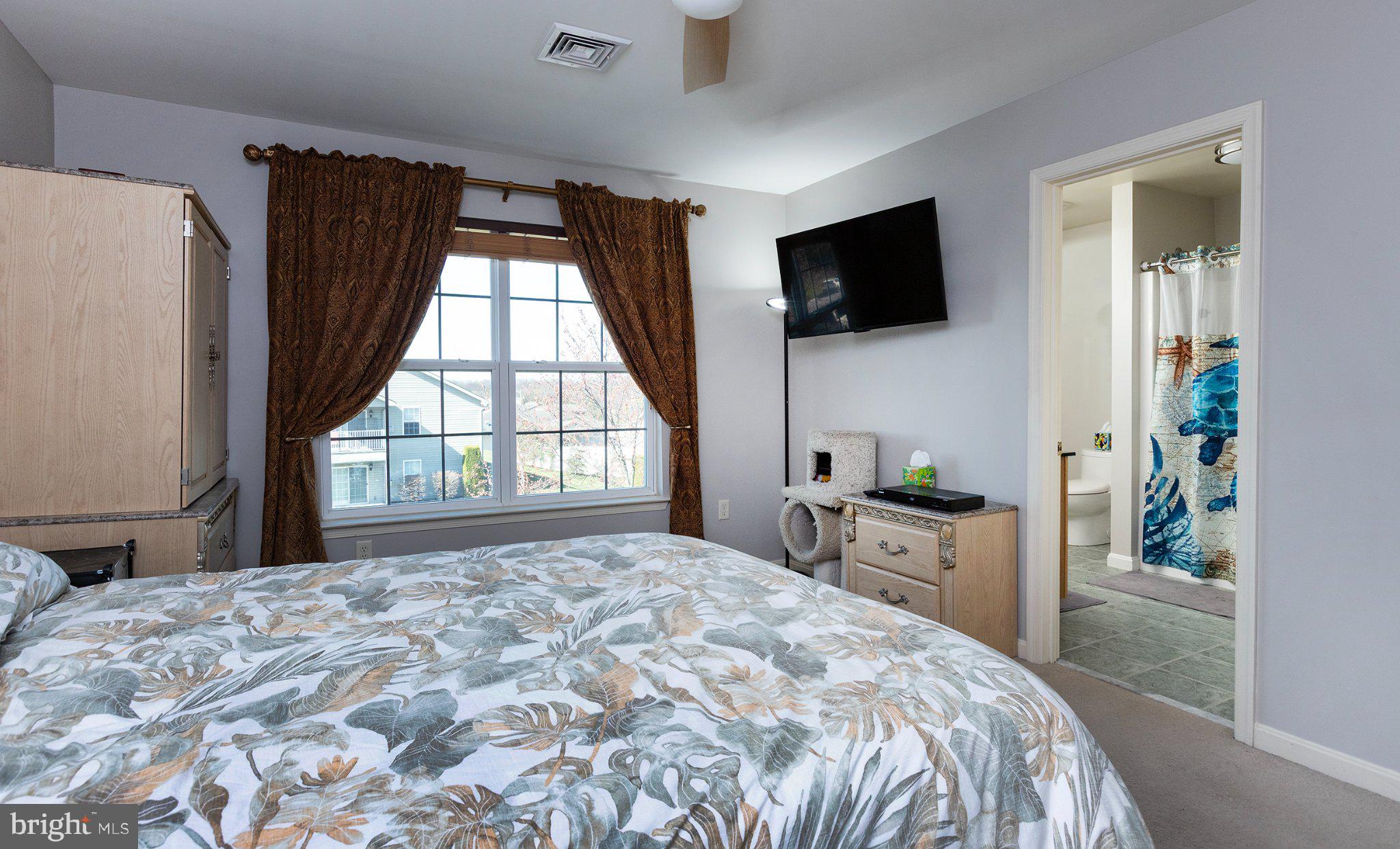 PINNACLE AT HERSHEY MEADOWS - Residential