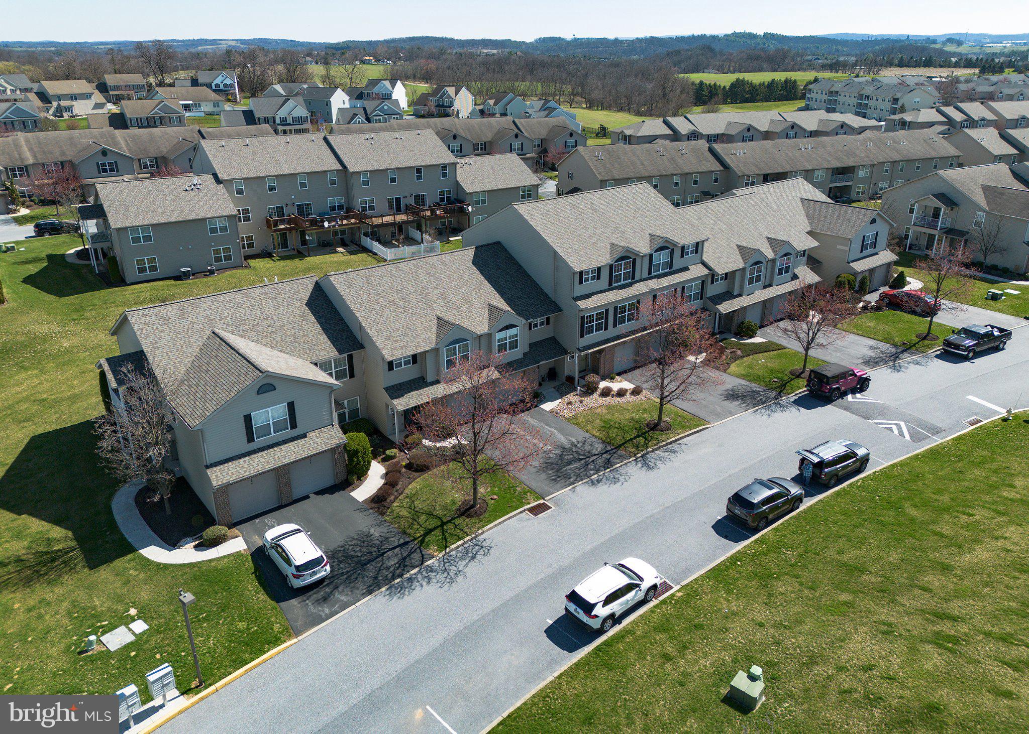 PINNACLE AT HERSHEY MEADOWS - Residential