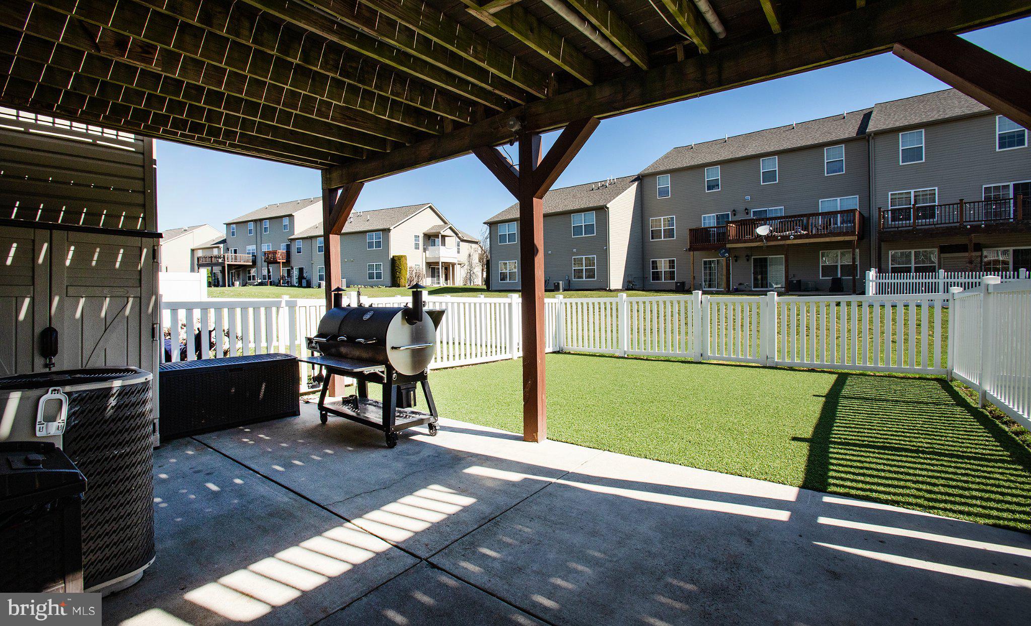 PINNACLE AT HERSHEY MEADOWS - Residential