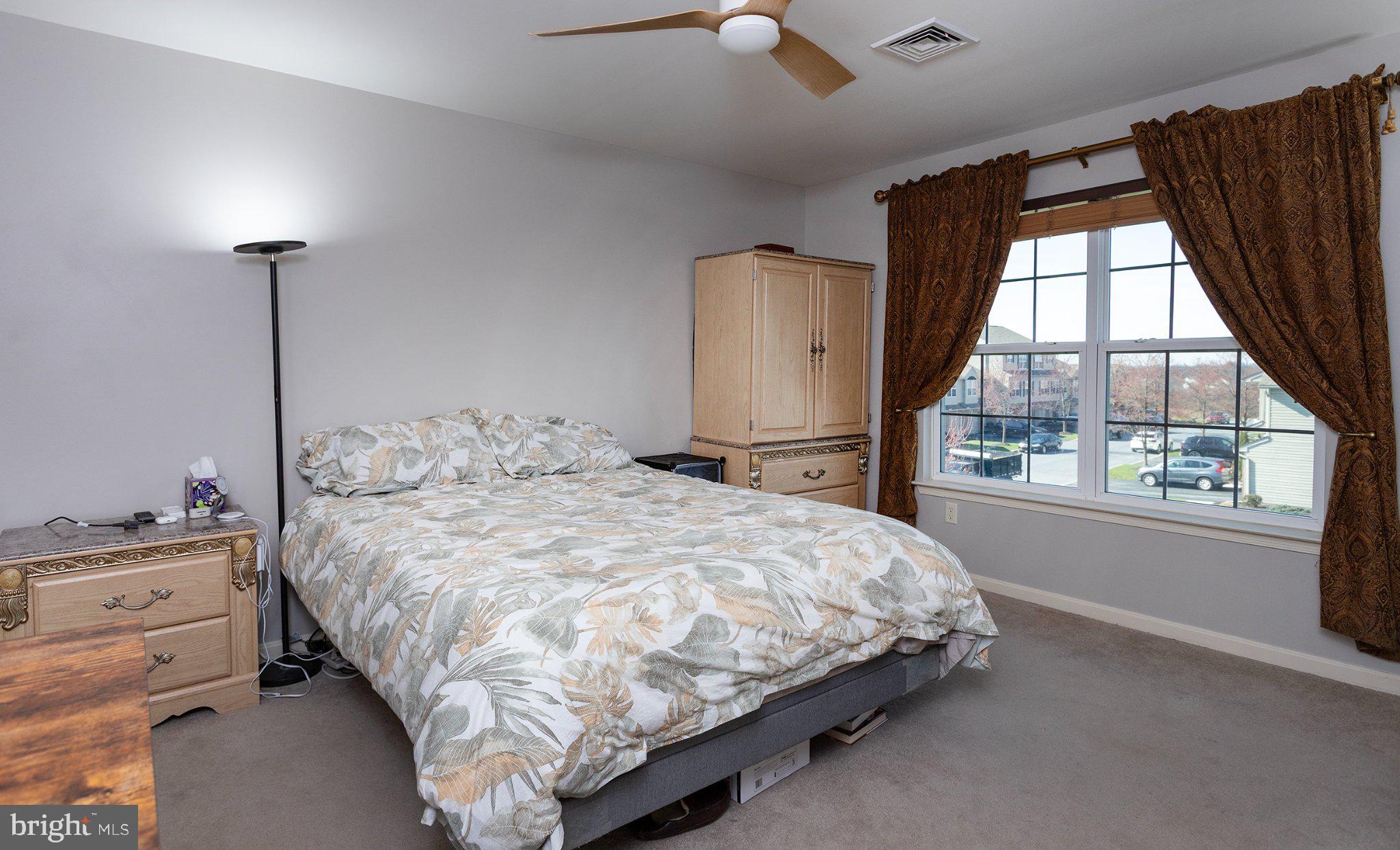 PINNACLE AT HERSHEY MEADOWS - Residential