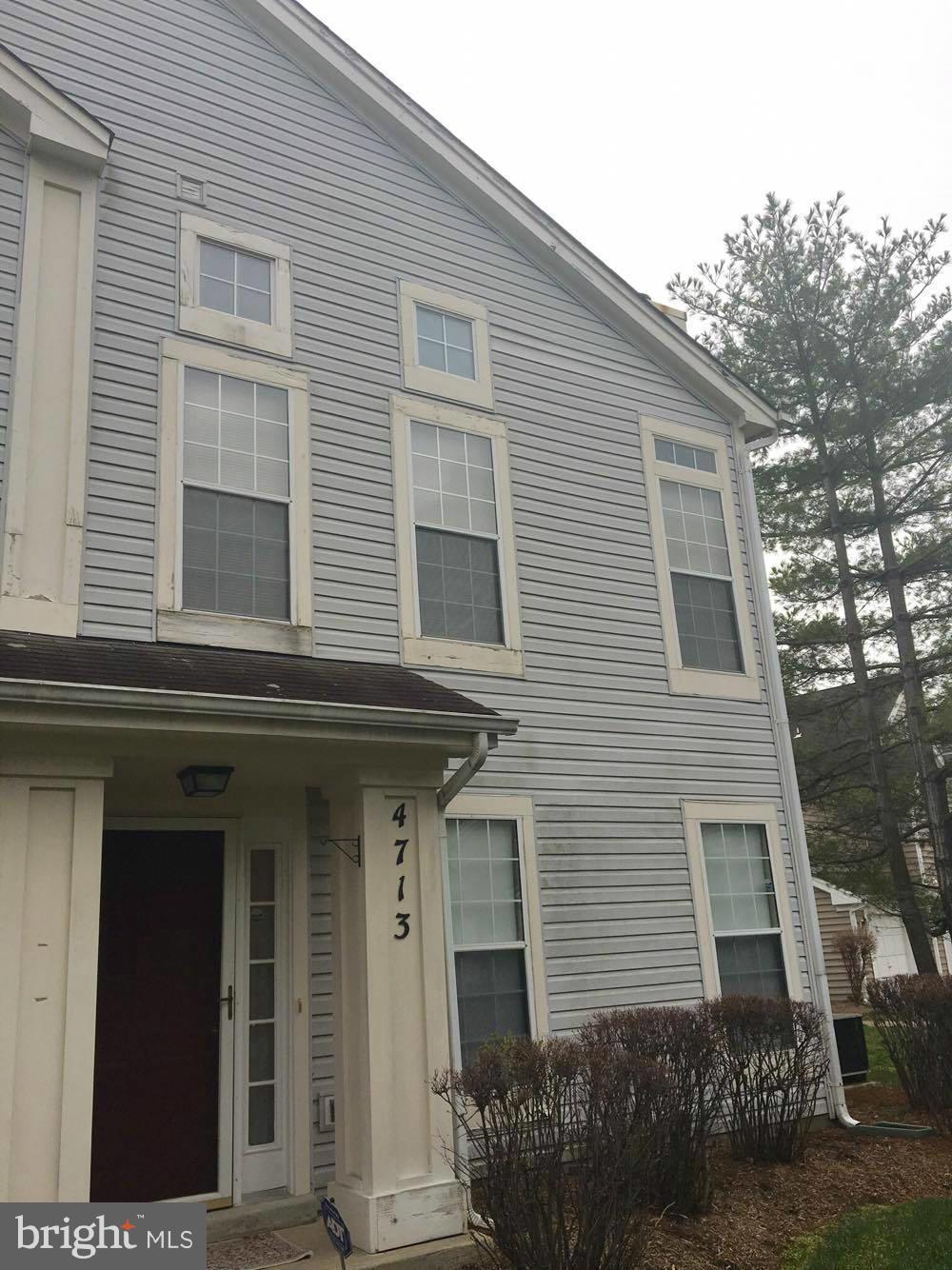 KINGS COUNCIL CONDO - Residential