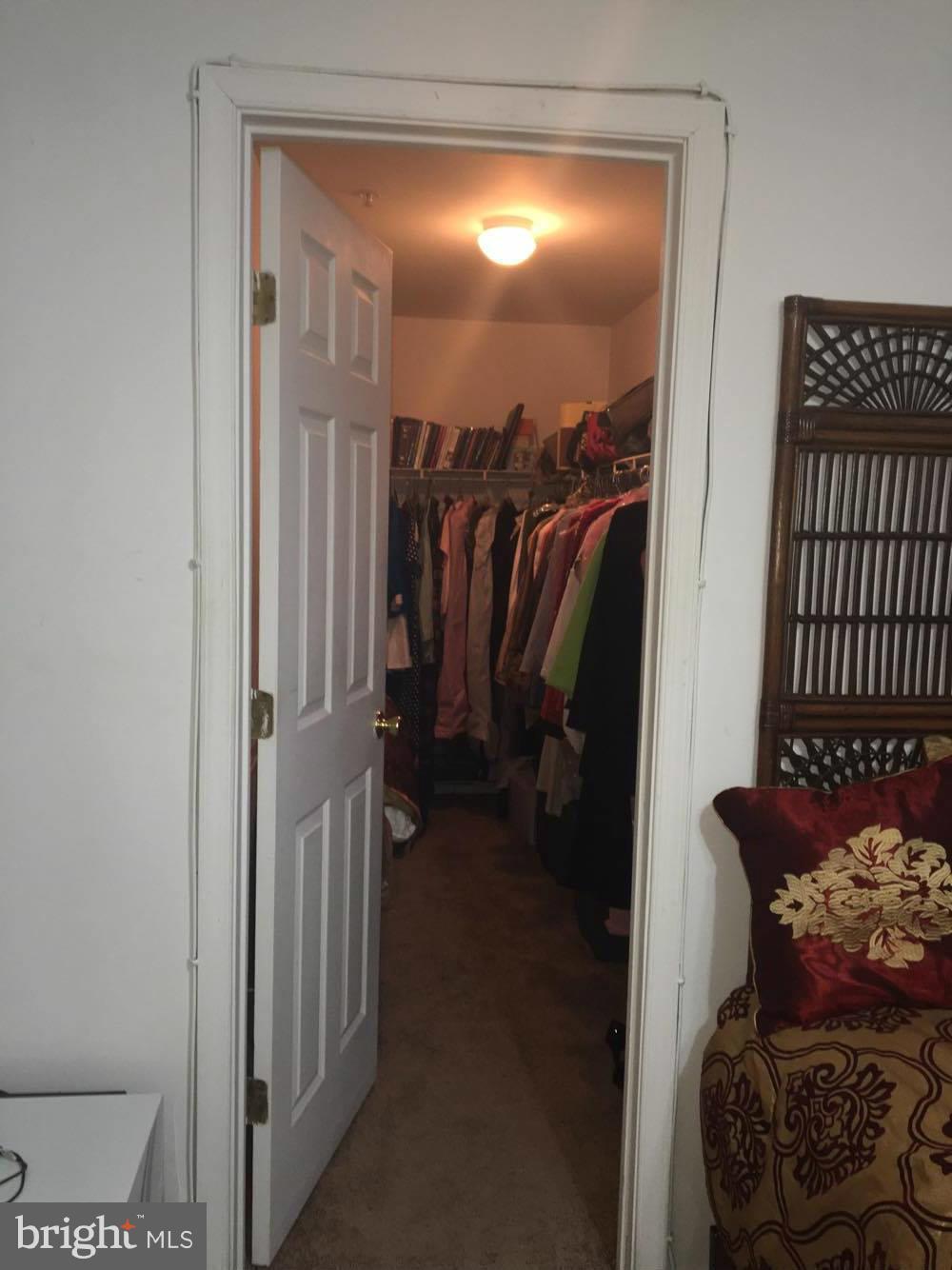 KINGS COUNCIL CONDO - Residential