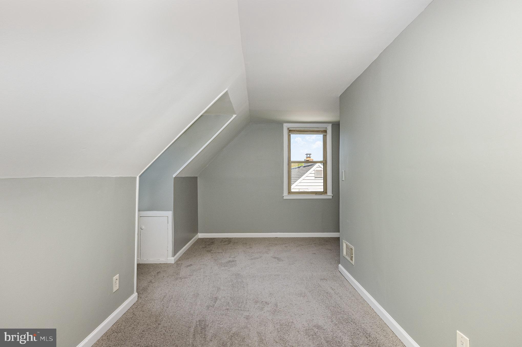 ROSEDALE - Residential