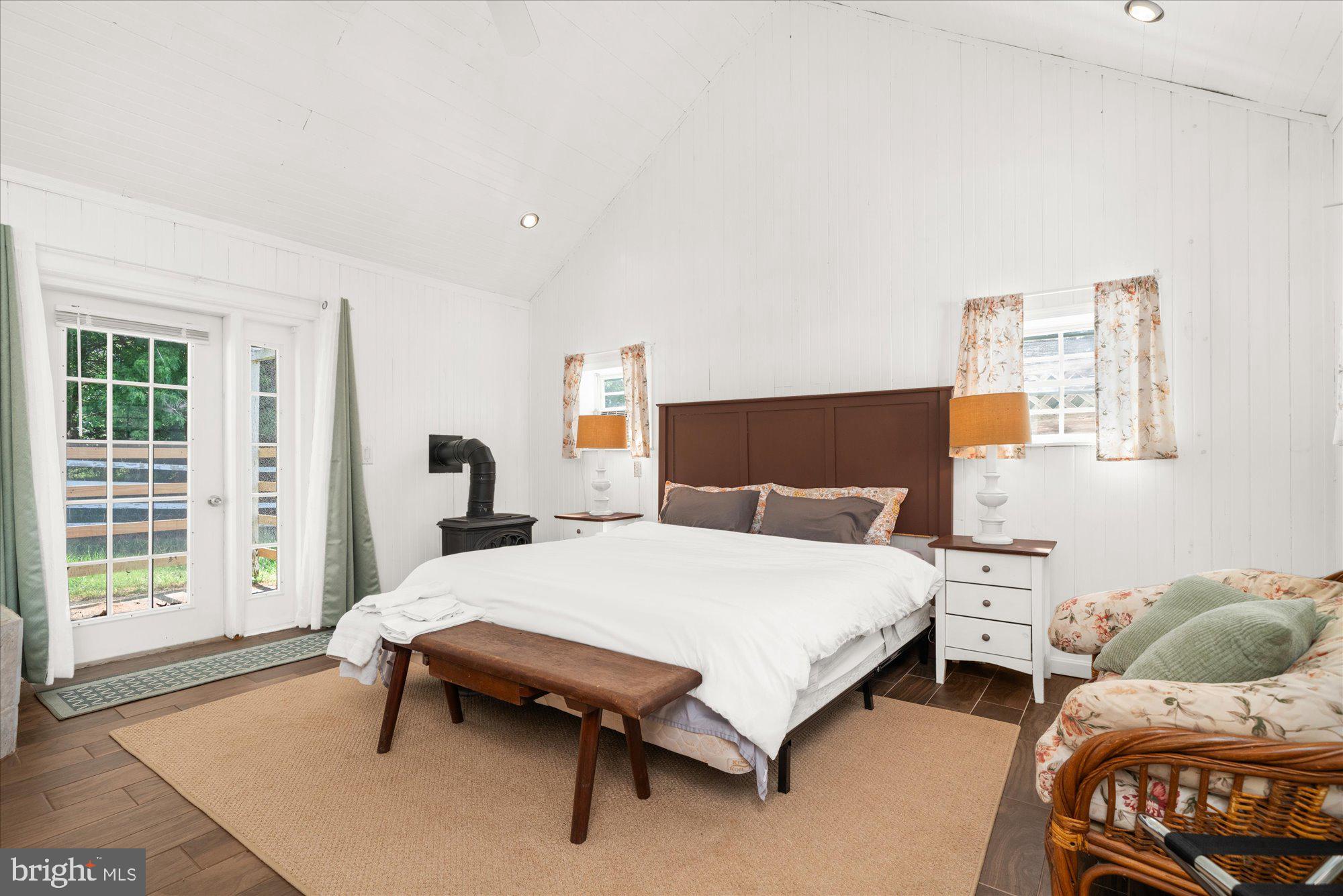 BUCKINGHAM - Commercial Sale