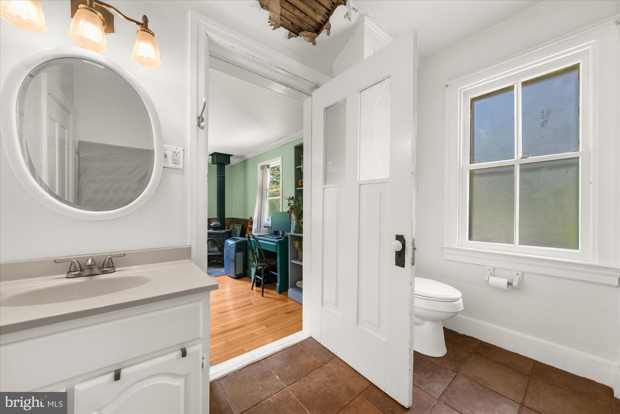 BUCKINGHAM - Commercial Sale