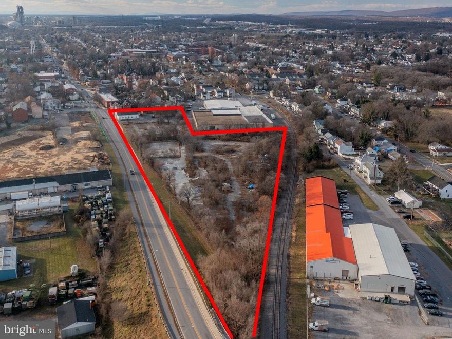 Previously used as a Skateboard park.  There is a church that currently rents the building space.  Endless possibilities to make this space what you dream!