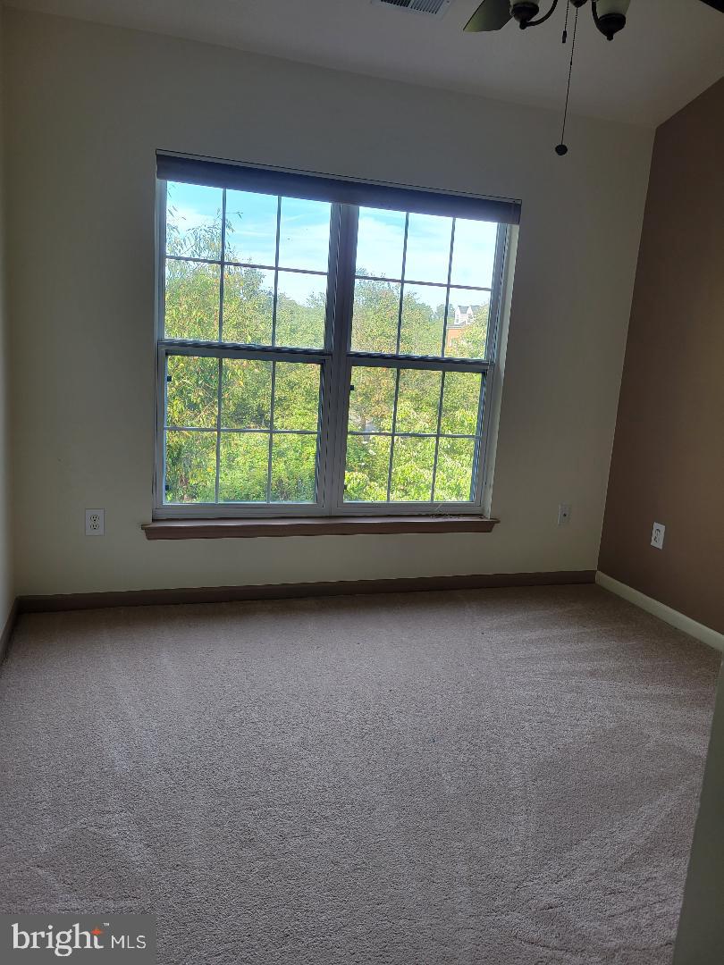 CLOPPERS MILL WEST - Residential Lease