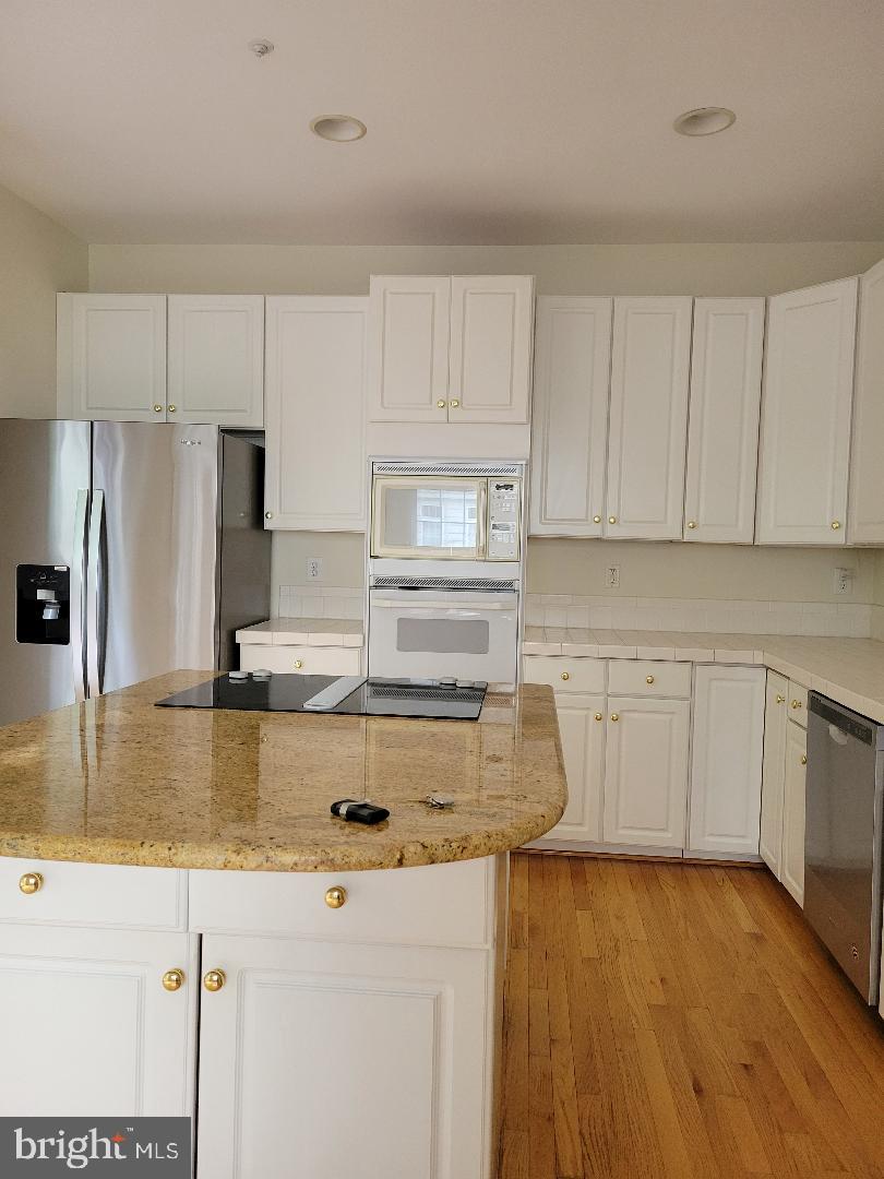 CLOPPERS MILL WEST - Residential Lease