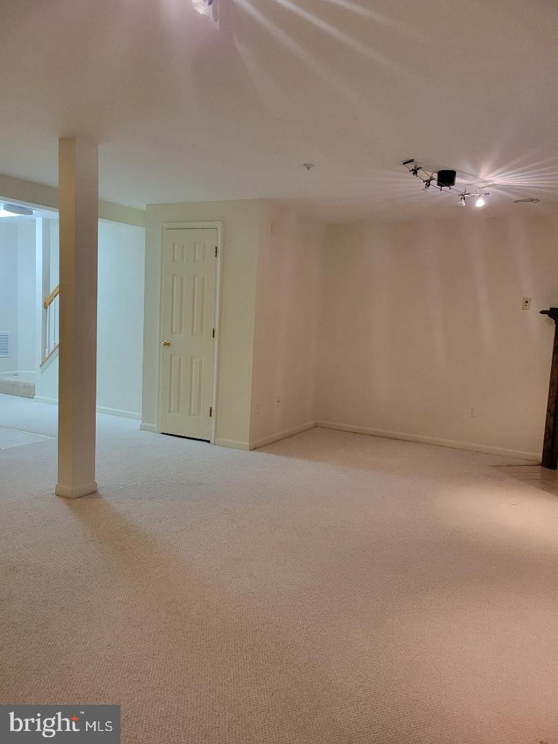 CLOPPERS MILL WEST - Residential Lease