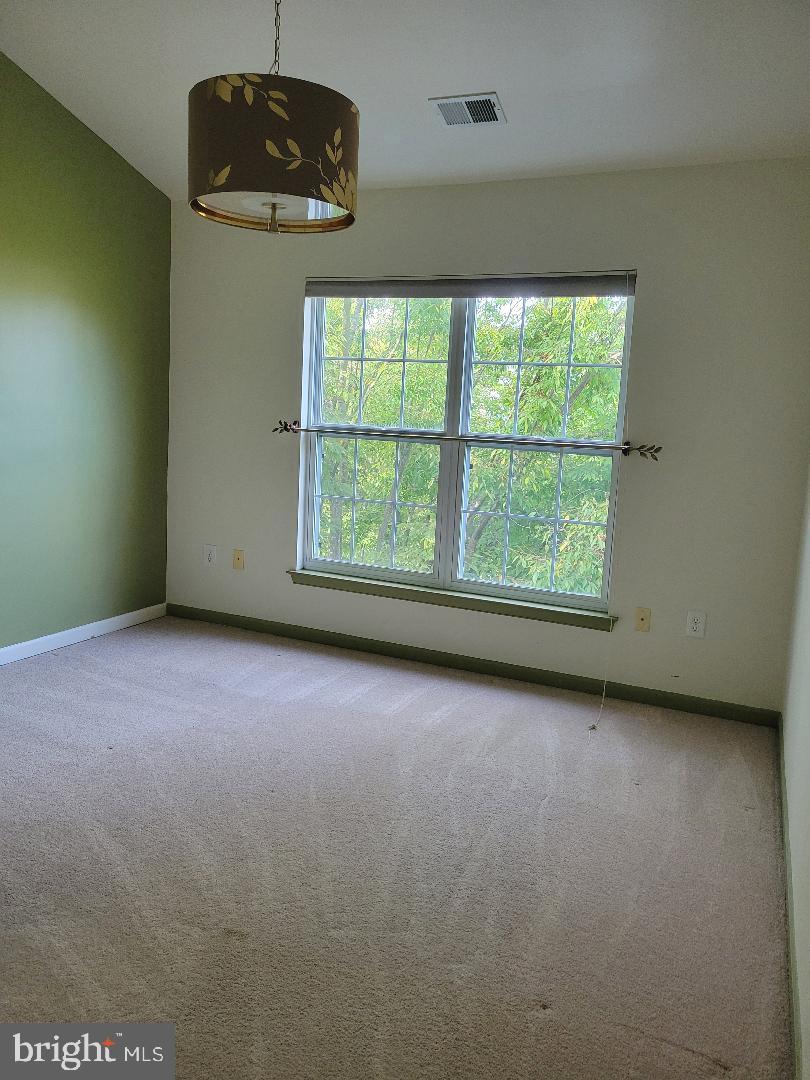 CLOPPERS MILL WEST - Residential Lease