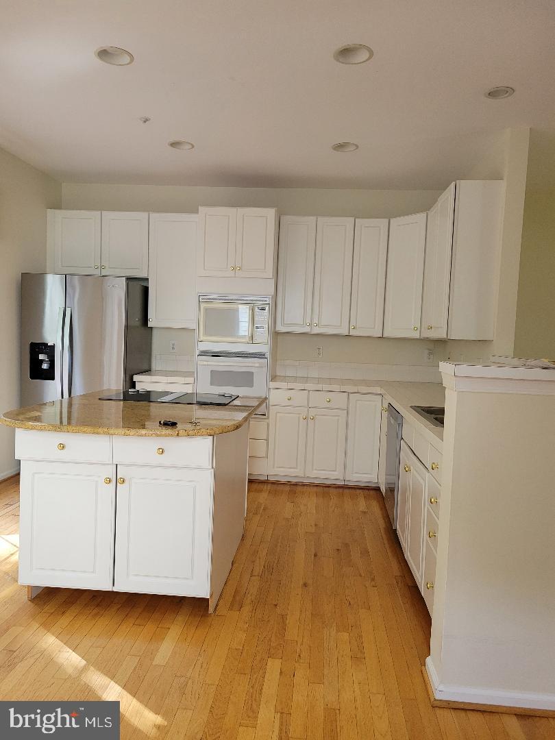 CLOPPERS MILL WEST - Residential Lease