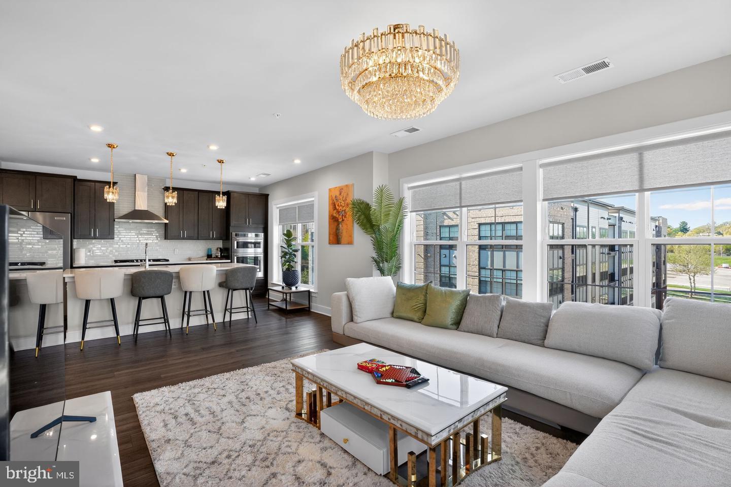 102 SAINT IVES PLACE 401