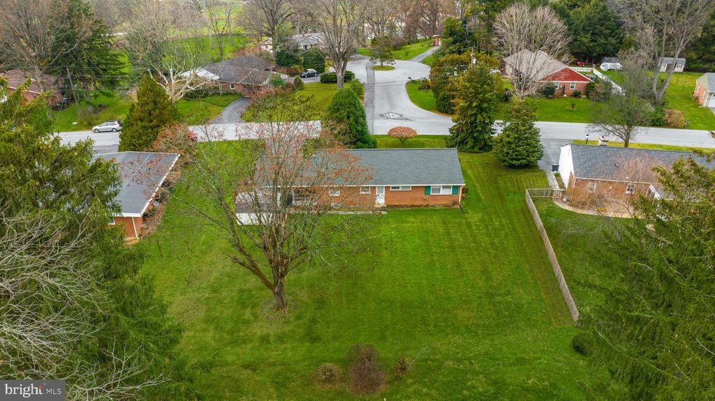 Photo of 1785 Colonial Manor Drive, Lancaster, PA 17603 (MLS # PALA2044710)