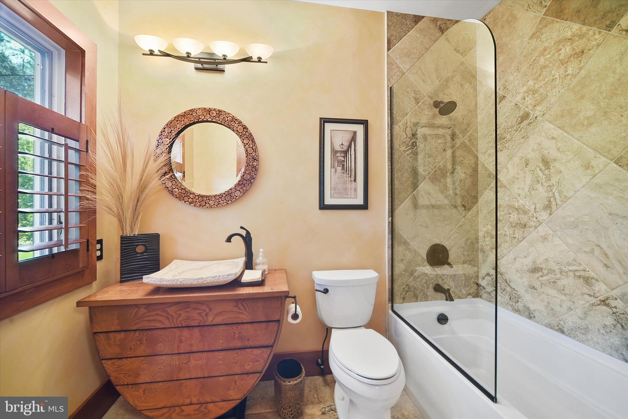 ROCKLAND RIDGE - Residential