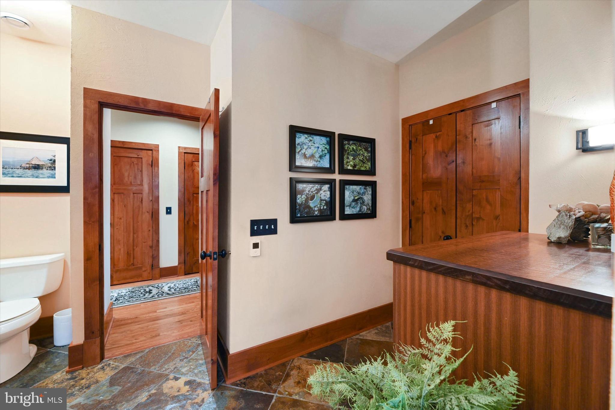 ROCKLAND RIDGE - Residential
